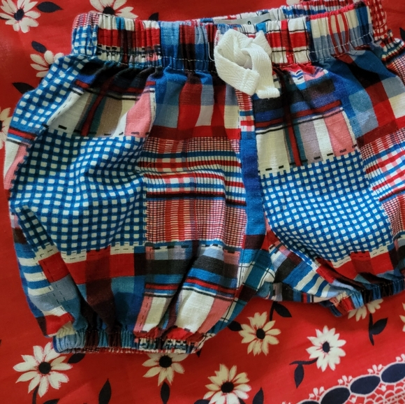 Mud Pie Bubble Shorts or Bloomers Patchwork Quilt Pattern - Picture 2 of 11